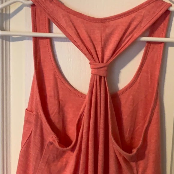 Pink tank - Picture 4 of 4